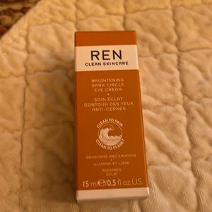 NWT Ren Clean skincare Brightening Dark Circle Eyecream